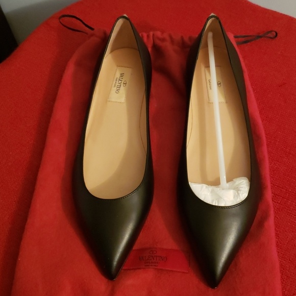 Valentino Shoes - Valentino shoes new no Box Open to reasonable of